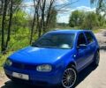 Синий Фольксваген Гольф, объемом двигателя 1.8 л и пробегом 381 тыс. км за 3800 $, фото 1 на Automoto.ua