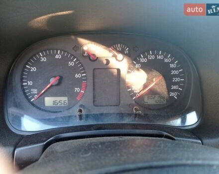 Синий Фольксваген Гольф, объемом двигателя 1.6 л и пробегом 300 тыс. км за 3600 $, фото 17 на Automoto.ua