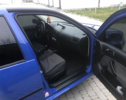 Синій Фольксваген Гольф, об'ємом двигуна 1.9 л та пробігом 393 тис. км за 4000 $, фото 11 на Automoto.ua