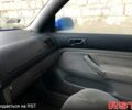 Синий Фольксваген Гольф, объемом двигателя 1.4 л и пробегом 250 тыс. км за 2500 $, фото 2 на Automoto.ua