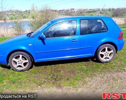 Синій Фольксваген Гольф, об'ємом двигуна 1.6 л та пробігом 330 тис. км за 3700 $, фото 1 на Automoto.ua