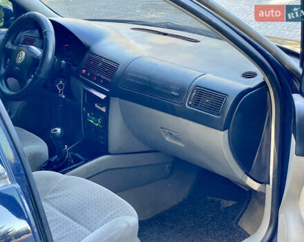 Фольксваген Гольф 1999 в Черновцах на Automoto.ua Синий Фольксваген Гольф, объемом двигателя 1.6 л и пробегом 355 тыс. км за 3500 $, фото 15 на Automoto.ua