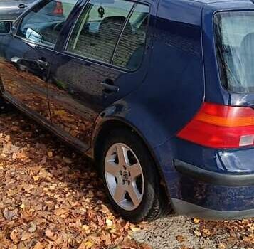 Синий Фольксваген Гольф, объемом двигателя 1.4 л и пробегом 310 тыс. км за 3500 $, фото 4 на Automoto.ua