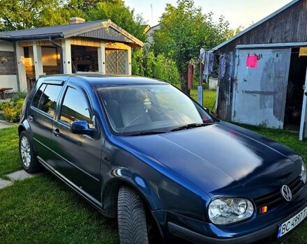 Синий Фольксваген Гольф, объемом двигателя 1.6 л и пробегом 364 тыс. км за 3600 $, фото 8 на Automoto.ua