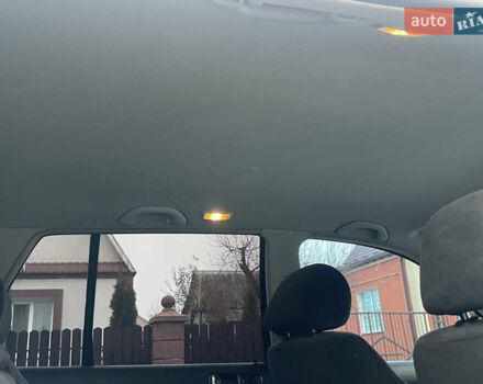 Синій Фольксваген Гольф, об'ємом двигуна 1.39 л та пробігом 240 тис. км за 3555 $, фото 21 на Automoto.ua