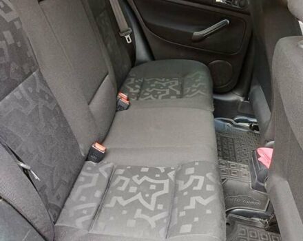 Синий Фольксваген Гольф, объемом двигателя 1.39 л и пробегом 305 тыс. км за 4200 $, фото 18 на Automoto.ua