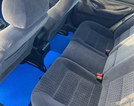 Синій Фольксваген Гольф, об'ємом двигуна 1.6 л та пробігом 380 тис. км за 3200 $, фото 9 на Automoto.ua