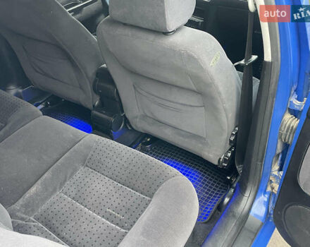 Синій Фольксваген Гольф, об'ємом двигуна 1.39 л та пробігом 240 тис. км за 3555 $, фото 19 на Automoto.ua