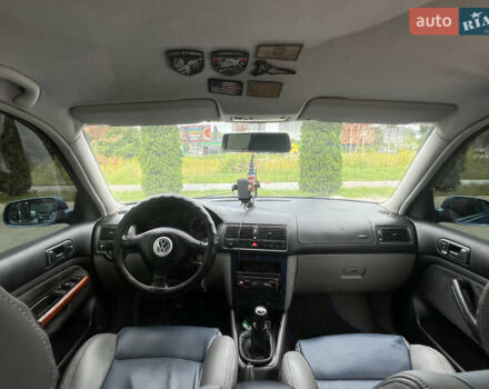 Синій Фольксваген Гольф, об'ємом двигуна 1.6 л та пробігом 235 тис. км за 4400 $, фото 9 на Automoto.ua