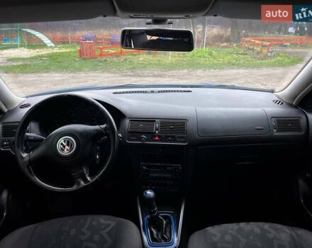 Синій Фольксваген Гольф, об'ємом двигуна 1.39 л та пробігом 299 тис. км за 3350 $, фото 21 на Automoto.ua