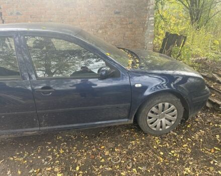 Синий Фольксваген Гольф, объемом двигателя 1.6 л и пробегом 397 тыс. км за 3500 $, фото 5 на Automoto.ua