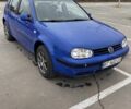 Синий Фольксваген Гольф, объемом двигателя 1.6 л и пробегом 300 тыс. км за 3200 $, фото 3 на Automoto.ua