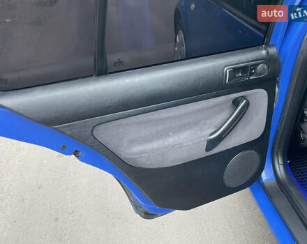 Синій Фольксваген Гольф, об'ємом двигуна 1.39 л та пробігом 240 тис. км за 3555 $, фото 22 на Automoto.ua