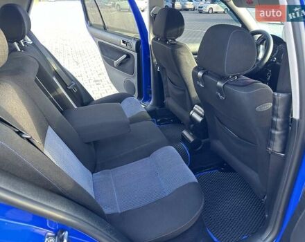 Фольксваген Гольф 1999 у Києві на Automoto.ua Синій Фольксваген Гольф, об'ємом двигуна 1.78 л та пробігом 328 тис. км за 4200 $, фото 23 на Automoto.ua