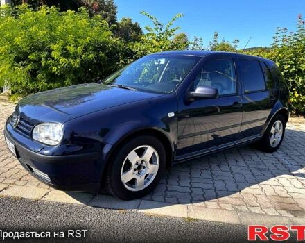 Синий Фольксваген Гольф, объемом двигателя 1.6 л и пробегом 283 тыс. км за 2850 $, фото 1 на Automoto.ua