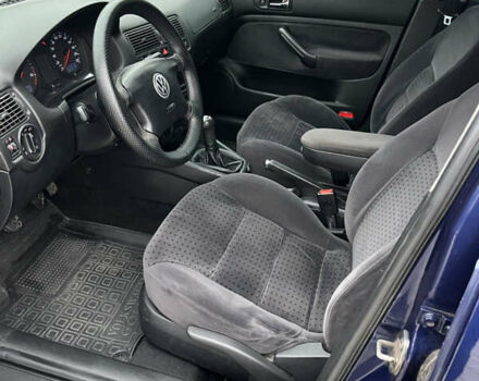 Синий Фольксваген Гольф, объемом двигателя 1.9 л и пробегом 231 тыс. км за 4550 $, фото 21 на Automoto.ua