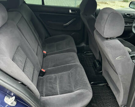 Синий Фольксваген Гольф, объемом двигателя 1.9 л и пробегом 231 тыс. км за 4550 $, фото 38 на Automoto.ua