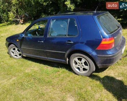 Синий Фольксваген Гольф, объемом двигателя 1.6 л и пробегом 200 тыс. км за 3800 $, фото 3 на Automoto.ua