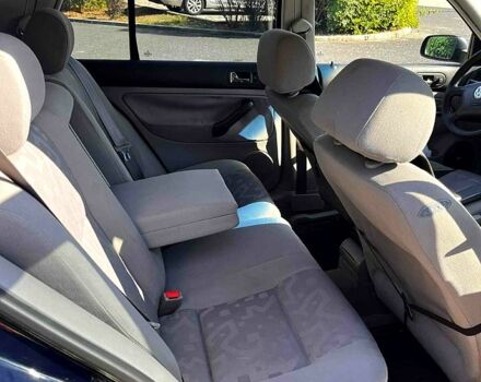 Синий Фольксваген Гольф, объемом двигателя 1.6 л и пробегом 283 тыс. км за 2850 $, фото 10 на Automoto.ua