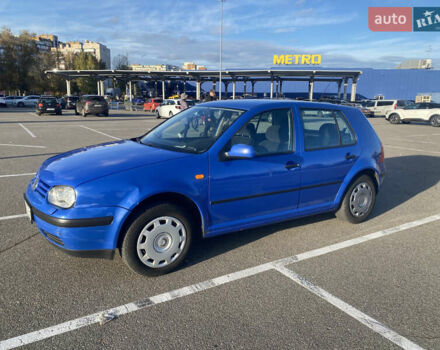 Синій Фольксваген Гольф, об'ємом двигуна 1.6 л та пробігом 380 тис. км за 3200 $, фото 2 на Automoto.ua