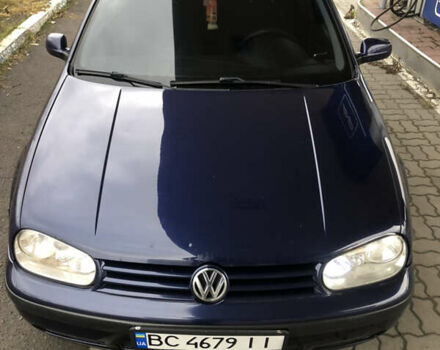 Синий Фольксваген Гольф, объемом двигателя 1.39 л и пробегом 250 тыс. км за 3200 $, фото 4 на Automoto.ua