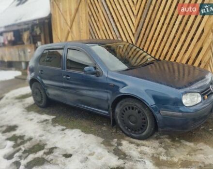 Синий Фольксваген Гольф, объемом двигателя 1.6 л и пробегом 366 тыс. км за 2800 $, фото 1 на Automoto.ua