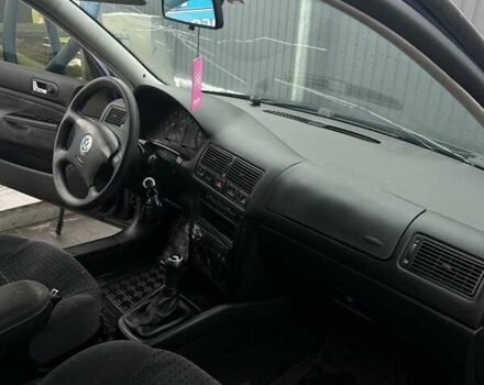 Синий Фольксваген Гольф, объемом двигателя 1.39 л и пробегом 250 тыс. км за 3100 $, фото 11 на Automoto.ua