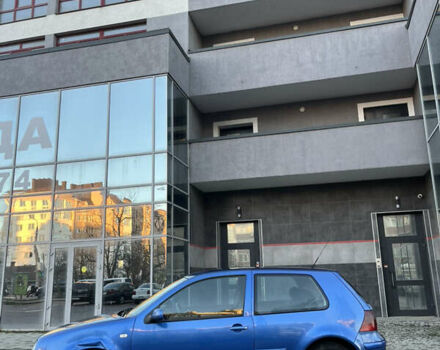 Синий Фольксваген Гольф, объемом двигателя 1.6 л и пробегом 278 тыс. км за 2999 $, фото 10 на Automoto.ua