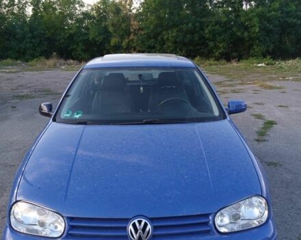 Синий Фольксваген Гольф, объемом двигателя 1.6 л и пробегом 330 тыс. км за 3500 $, фото 2 на Automoto.ua