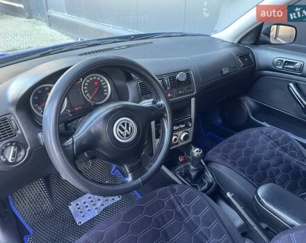 Фольксваген Гольф 1999 у Києві на Automoto.ua Синій Фольксваген Гольф, об'ємом двигуна 1.78 л та пробігом 328 тис. км за 4200 $, фото 16 на Automoto.ua