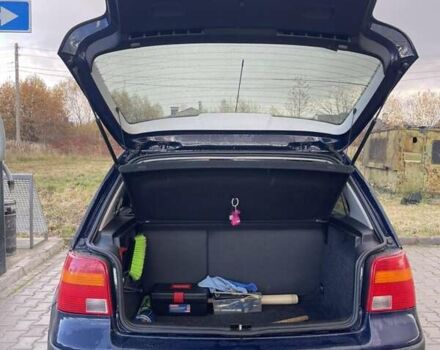 Синий Фольксваген Гольф, объемом двигателя 1.39 л и пробегом 246 тыс. км за 3700 $, фото 4 на Automoto.ua