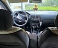 Синий Фольксваген Гольф, объемом двигателя 1.6 л и пробегом 364 тыс. км за 3600 $, фото 6 на Automoto.ua