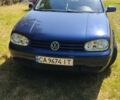 Синий Фольксваген Гольф, объемом двигателя 1.6 л и пробегом 200 тыс. км за 3800 $, фото 1 на Automoto.ua