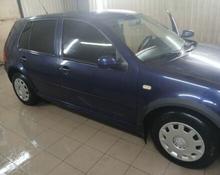 Синий Фольксваген Гольф, объемом двигателя 1.4 л и пробегом 297 тыс. км за 3000 $, фото 2 на Automoto.ua