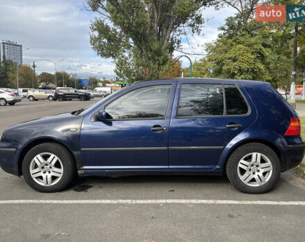 Синий Фольксваген Гольф, объемом двигателя 1.6 л и пробегом 300 тыс. км за 3800 $, фото 13 на Automoto.ua