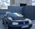Синий Фольксваген Гольф, объемом двигателя 1.6 л и пробегом 255 тыс. км за 4317 $, фото 1 на Automoto.ua