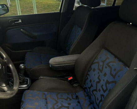 Синий Фольксваген Гольф, объемом двигателя 1.6 л и пробегом 271 тыс. км за 3850 $, фото 14 на Automoto.ua