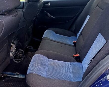 Синий Фольксваген Гольф, объемом двигателя 1.4 л и пробегом 250 тыс. км за 2899 $, фото 7 на Automoto.ua