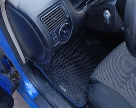 Синій Фольксваген Гольф, об'ємом двигуна 1.9 л та пробігом 384 тис. км за 4200 $, фото 6 на Automoto.ua