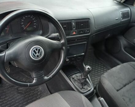 Синий Фольксваген Гольф, объемом двигателя 1.9 л и пробегом 250 тыс. км за 3750 $, фото 12 на Automoto.ua