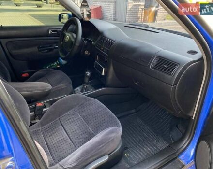 Синий Фольксваген Гольф, объемом двигателя 1.9 л и пробегом 250 тыс. км за 2900 $, фото 9 на Automoto.ua