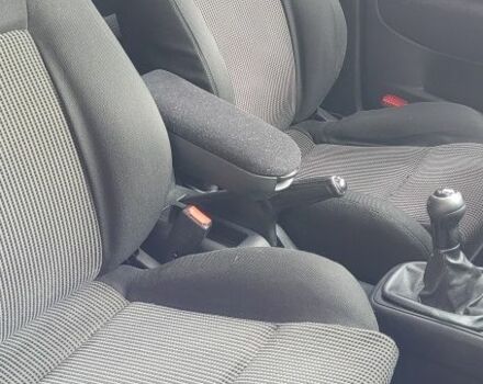 Синій Фольксваген Гольф, об'ємом двигуна 1.6 л та пробігом 310 тис. км за 4600 $, фото 7 на Automoto.ua