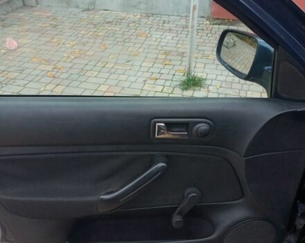 Синий Фольксваген Гольф, объемом двигателя 1.9 л и пробегом 250 тыс. км за 3750 $, фото 11 на Automoto.ua