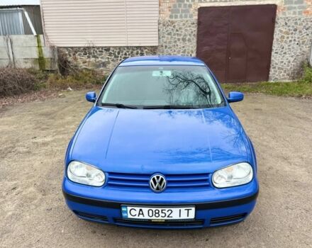 Синий Фольксваген Гольф, объемом двигателя 1.4 л и пробегом 299 тыс. км за 3350 $, фото 4 на Automoto.ua