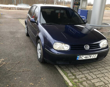 Синий Фольксваген Гольф, объемом двигателя 1.39 л и пробегом 250 тыс. км за 3200 $, фото 3 на Automoto.ua