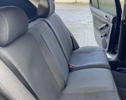 Синий Фольксваген Гольф, объемом двигателя 1.39 л и пробегом 246 тыс. км за 3700 $, фото 9 на Automoto.ua