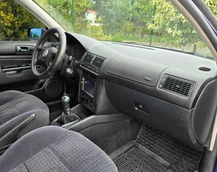 Фольксваген Гольф 1999 в Хмельницком на Automoto.ua Синий Фольксваген Гольф, объемом двигателя 1.6 л и пробегом 179 тыс. км за 3999 $, фото 20 на Automoto.ua