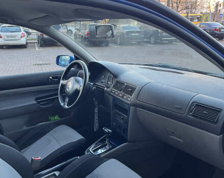 Синий Фольксваген Гольф, объемом двигателя 1.6 л и пробегом 278 тыс. км за 2999 $, фото 16 на Automoto.ua