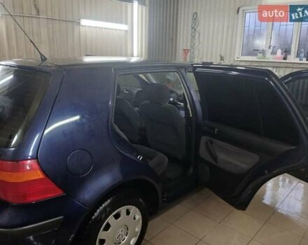 Синий Фольксваген Гольф, объемом двигателя 1.39 л и пробегом 275 тыс. км за 2900 $, фото 16 на Automoto.ua