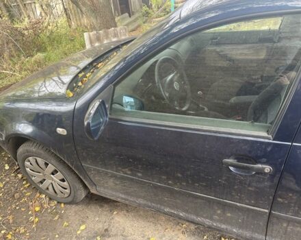 Синий Фольксваген Гольф, объемом двигателя 1.6 л и пробегом 397 тыс. км за 3500 $, фото 2 на Automoto.ua